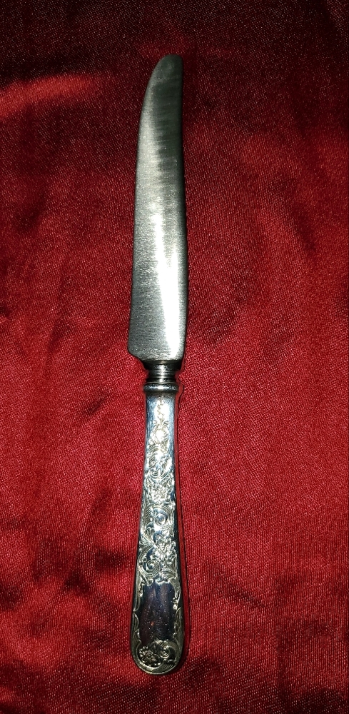 Kirk Stieff modern French blade dinner knife